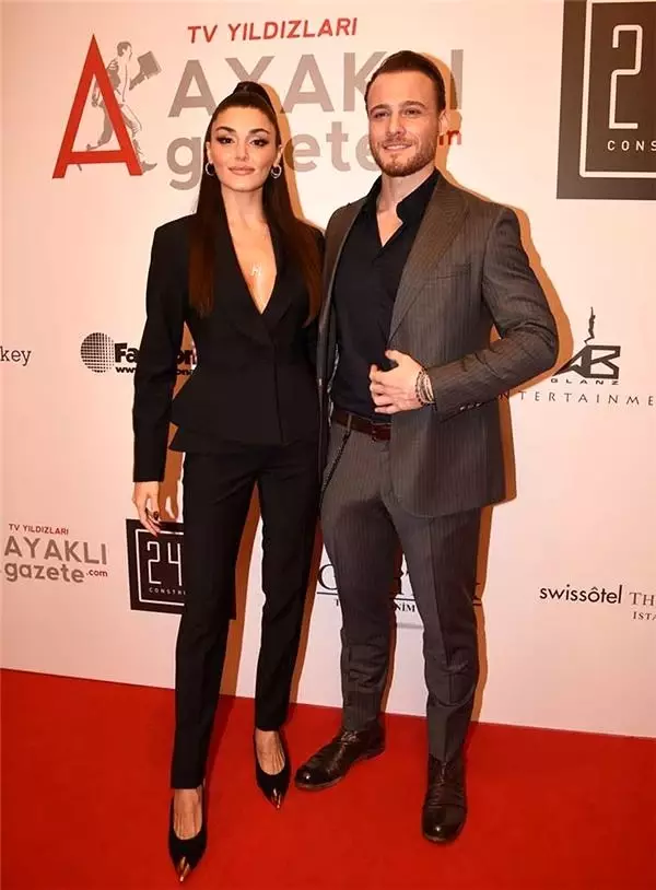 Ayaklı Gazete TV Yıldızları Ödül Töreni'nde pişti oldular!