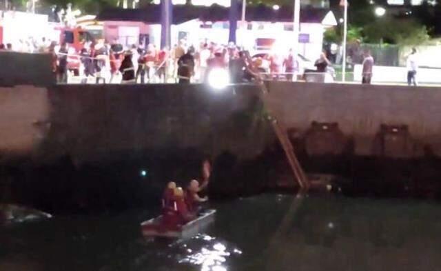 Brezilya'daki noel kutlaması felakete dönüştü! Köprünün çökmesiyle en az 30 kişi nehre düştü