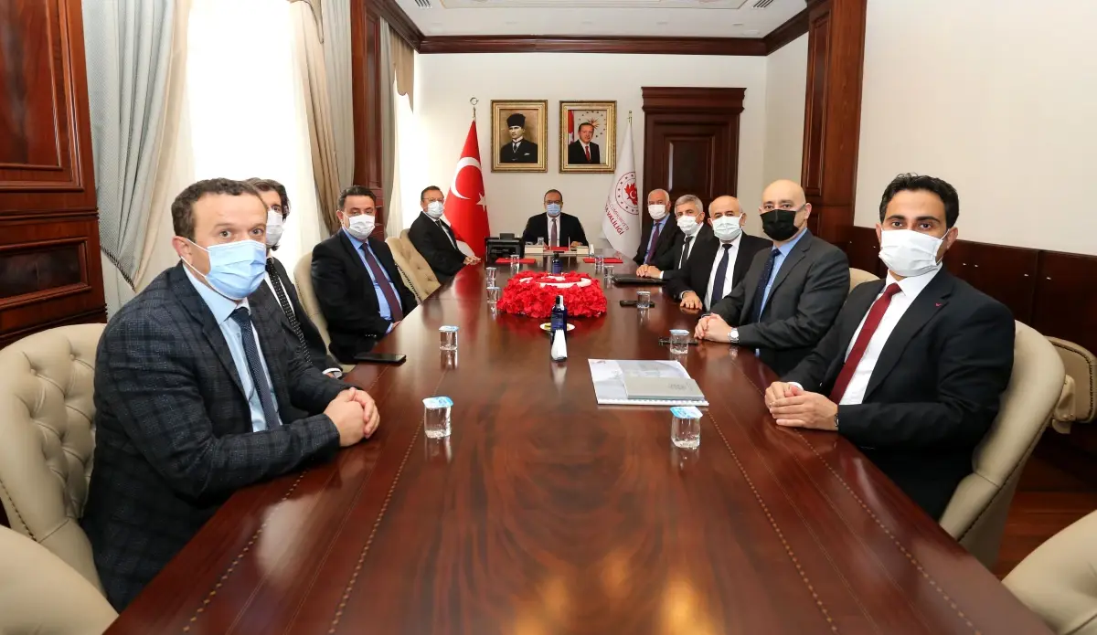 Diş Hekimliği Fakültesi Yapım Protokolü İmzalandı