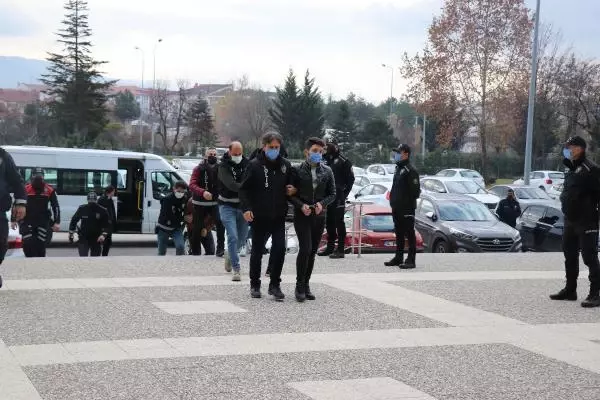 Son dakika haberleri: Hırsızlık çetesi, 300 saatlik kamera görüntüsüyle çökertildi