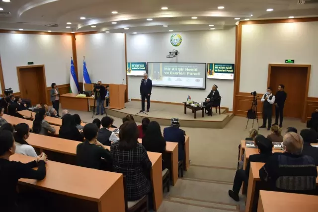 Özbekistan'da Ali Şir Nevai ve Eserleri Paneli düzenlendi