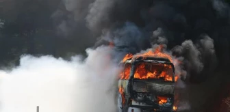 Son dakika! İstanbul'dan kalkan yolcu otobüsü Bulgaristan'da bariyere çarparak alev aldı, 46 kişi yanarak öldü