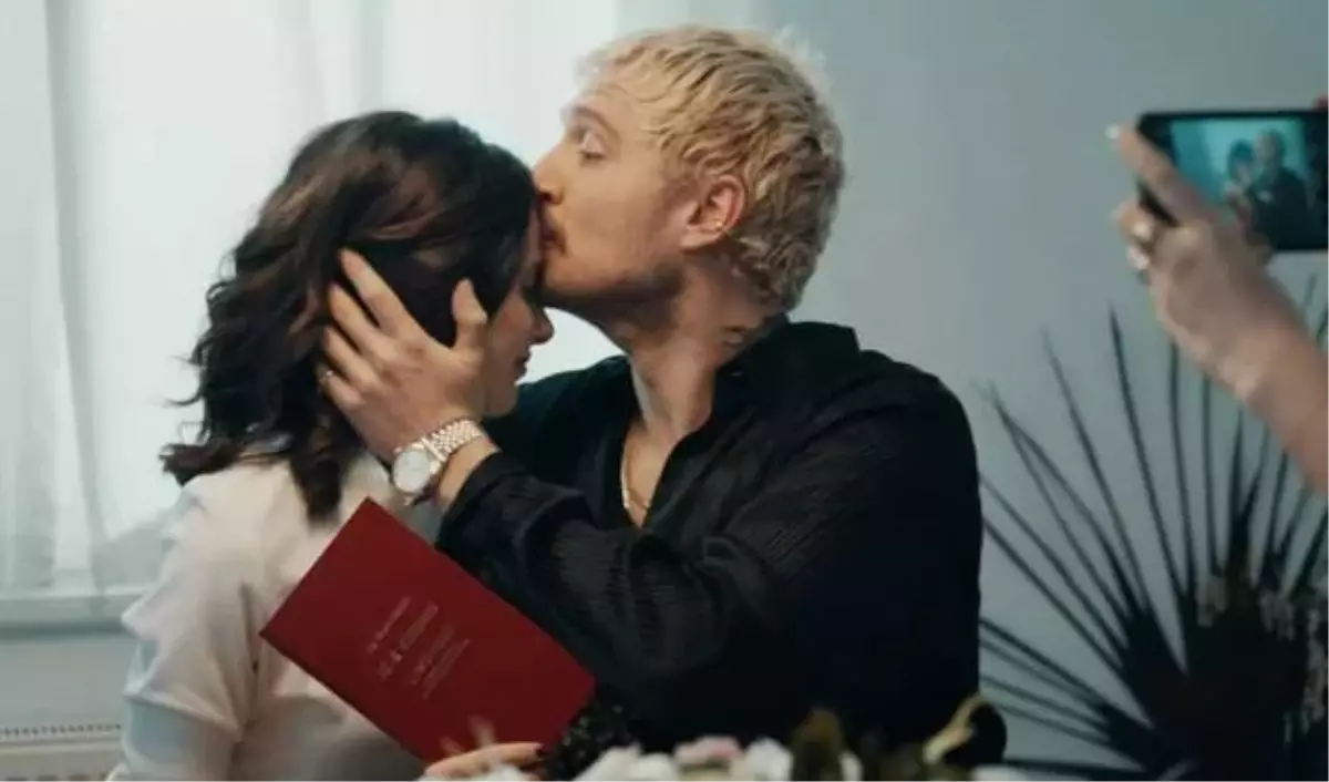 Üç Kuruş'ta çok konuşulacak sahne! Bahar ve Kartal evlendi