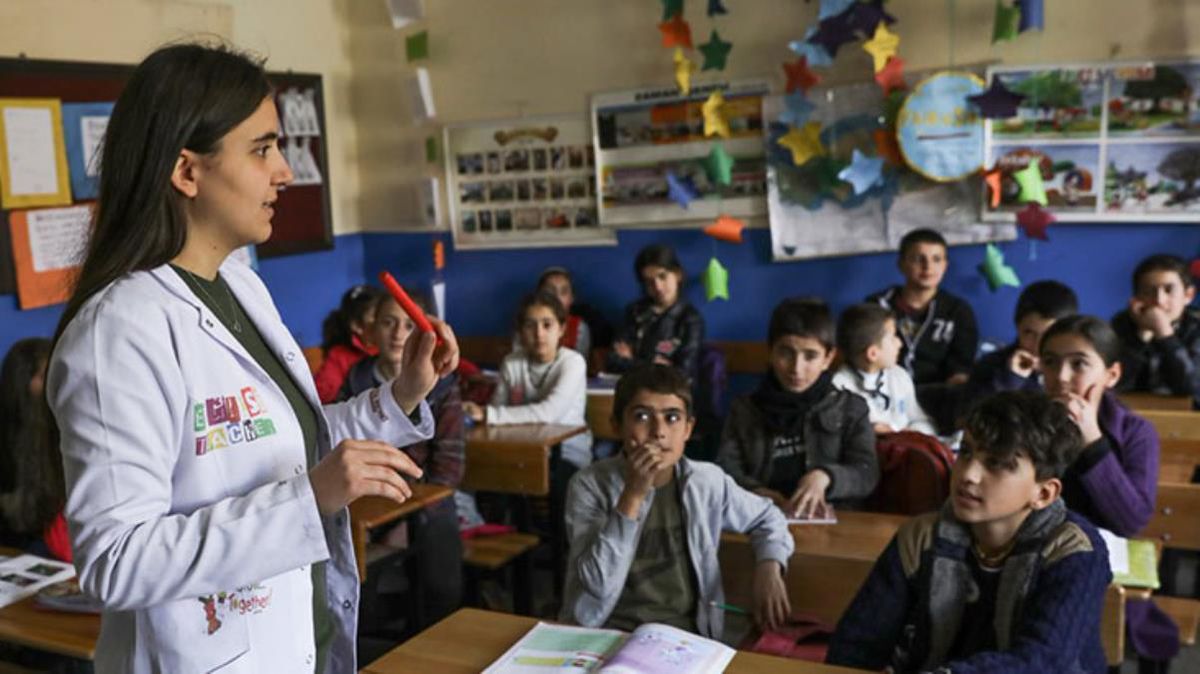 24 Kasım Öğretmenler Günü mesajları! Kısa, anlamlı, yeni resimli öğretmenler günü mesajları!