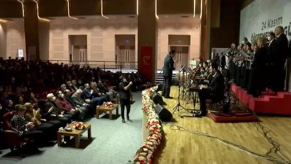 24 KASIM ÖĞRETMENLER GÜNÜ ÖZEL BİR PROGRAMLA KUTLANDI
