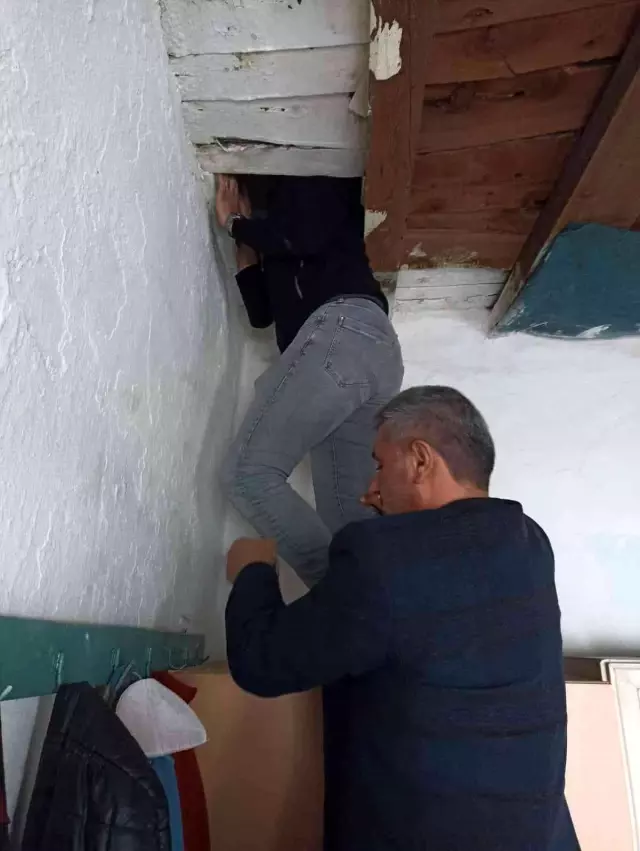 3 yıldır aranıyordu, çatıda yakalandı