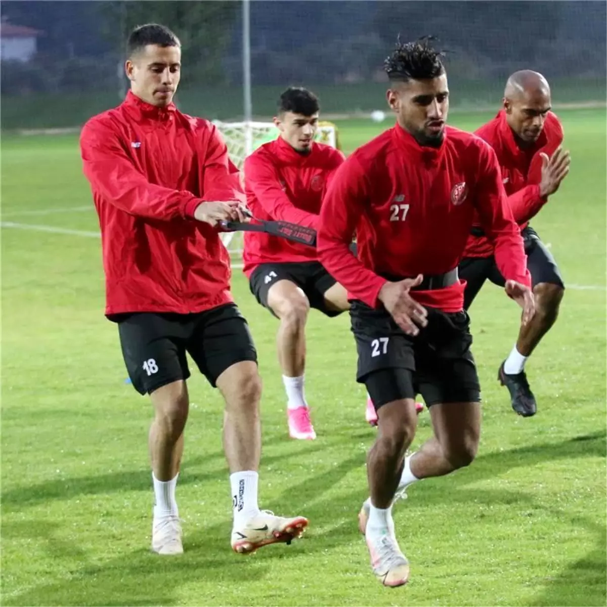 Antalyaspor, Alanyaspor karşısına 4 eksikle çıkacak