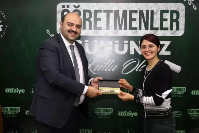 Aziziye'de genç ve kıdemli öğretmenler buluştu