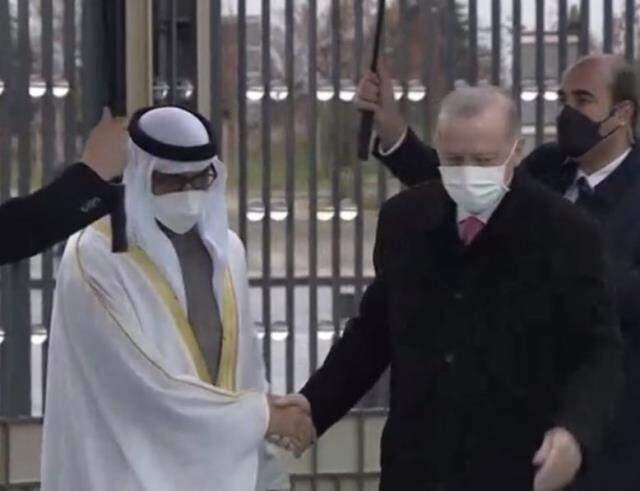 BAE Veliaht Prensi kimdir? Kaç yaşında, nereli, mesleği ne? Muhammed bin Zaid el-Nehyan'ın hayatı ve biyografisi! BAE Veliaht Prensi kimdir? Kaç yaşında, nereli, mesleği ne? Muhammed bin Zaid el-Nehyan'ın hayatı ve biyografisi!