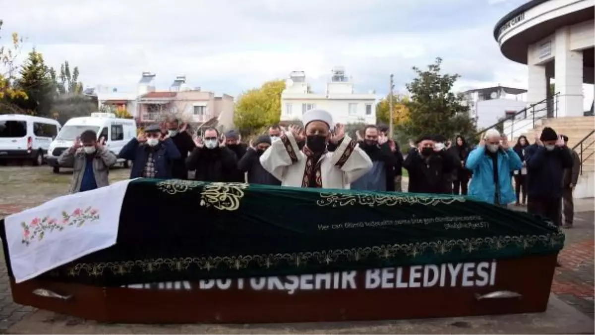 Gazeteci Sefa Özkaya, İzmir'de son yolculuğuna uğurlandı (2)- Yeniden