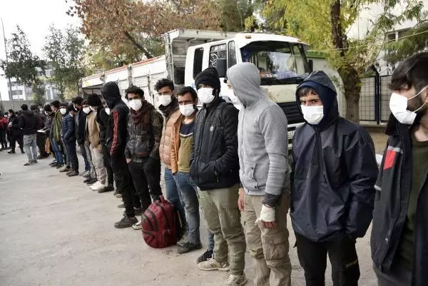 KAMYON KASASINDA YAKALANAN 87 KAÇAK GÖÇMENE, 412 BİN 902 TL CEZA