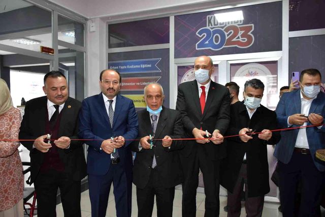 Sanat aşkı engel tanımadı