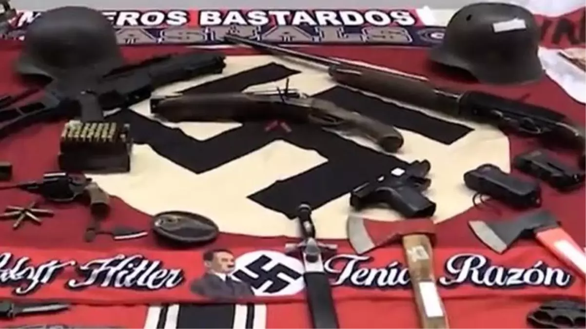 Barcelona'nın faşist taraftar grubuna polis baskını! Evlerinden yasal hiçbir şey çıkmadı