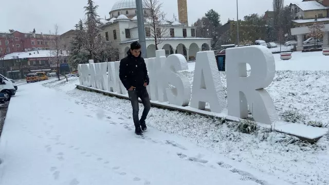 Doğu Karadeniz'in yüksek kesimlerinde kar yağışı etkili oluyor