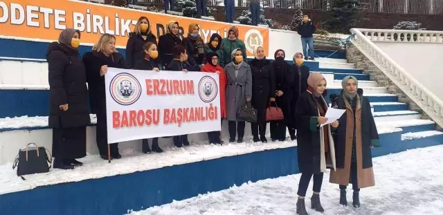 Erzurum'da kamu kurum kuruluşları ve STK'lar kadına yönelik şiddete dikkat çekmek için toplandı