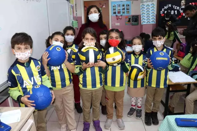 Fenerbahçe'ye mektup yollayan öğrencilere Başkan Ali Koç'tan jest