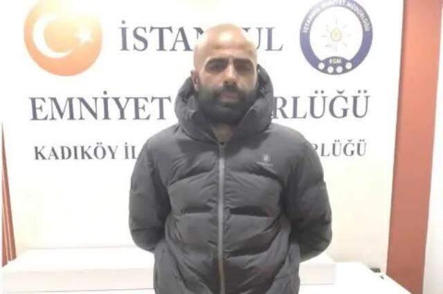 Metroda bıçaklı saldırıya uğrayan kadın konuştu! İşte olayın perde arkası Metroda bıçaklı saldırıya uğrayan kadın konuştu! İşte olayın perde arkası