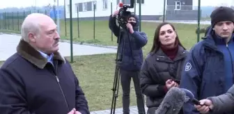 Afganistan: Lukaşenko göçmen krizinin yaşandığı Belarus-Polonya sınırını ziyaret etti (2) Afganistan: Lukaşenko göçmen krizinin yaşandığı Belarus-Polonya sınırını ziyaret etti (2)