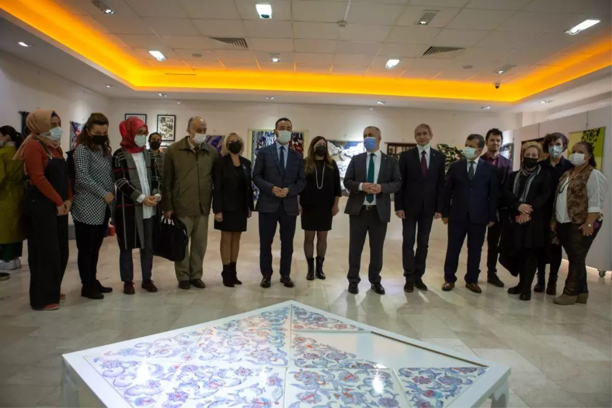 SAÜ'de Geleneksel Türk Sanatları Mezunlar Sergisi