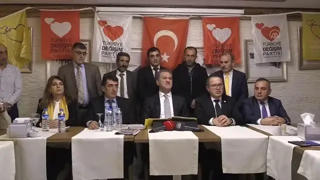 TDP Genel Başkanı Sarıgül, basın mensuplarıyla buluştu