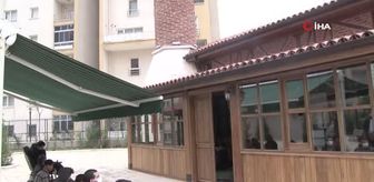 Darbe: Gökdelenlerin gölgesinde 700 yıllık en küçük cami