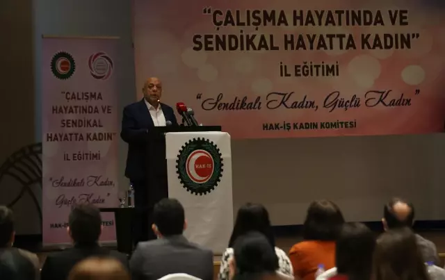 ÇANAKKALE - Hak-İş Başkanı Mahmut Arslan Çanakkale'de konuştu
