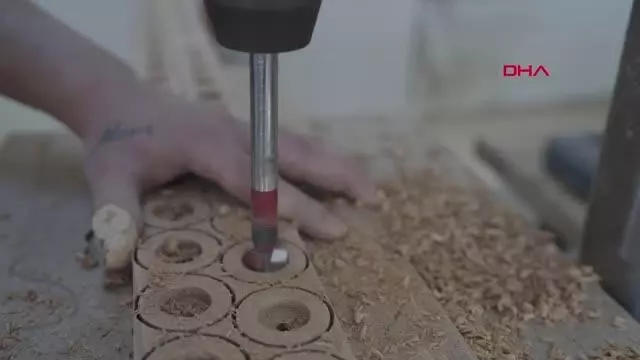 Hükümlüler, çocuklar için ahşap oyuncak üretiyor