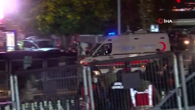 Son dakika haberi! Mert Günok hastaneye götürüldü