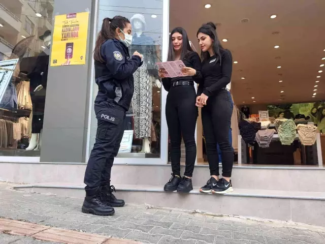 Samandağ polisi, ilçede KADES uygulamasını tanıttı