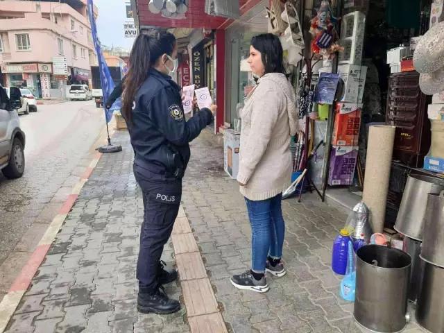 Samandağ polisi, ilçede KADES uygulamasını tanıttı