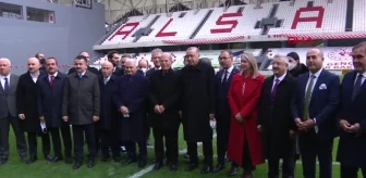 SPOR Alsancak Stadı'nın açılışını Cumhurbaşkanı Erdoğan yaptı