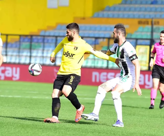 Denizlispor deplasmandan 1 puanla dönüyor
