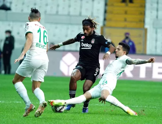 Spor Toto Süper Lig: Beşiktaş: 0 - GZT Giresunspor: 1 (İlk yarı)