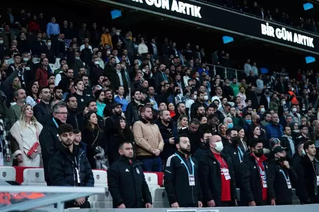 Spor Toto Süper Lig: Beşiktaş: 0 - GZT Giresunspor: 1 (İlk yarı)