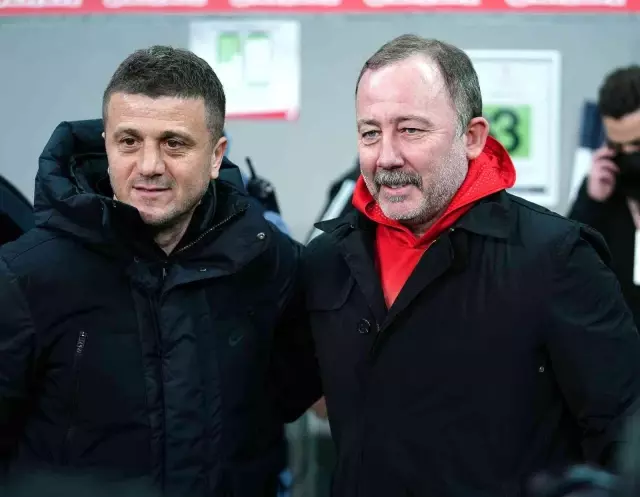 Spor Toto Süper Lig: Beşiktaş: 0 - GZT Giresunspor: 1 (İlk yarı)
