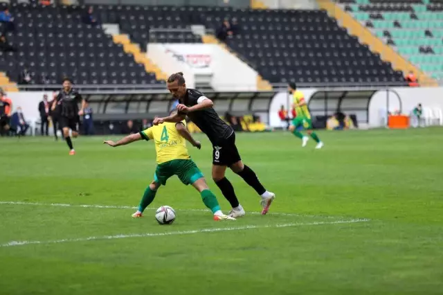 TFF 2. Lig: Akhisarspor: 2 Şanlıurfaspor: 2