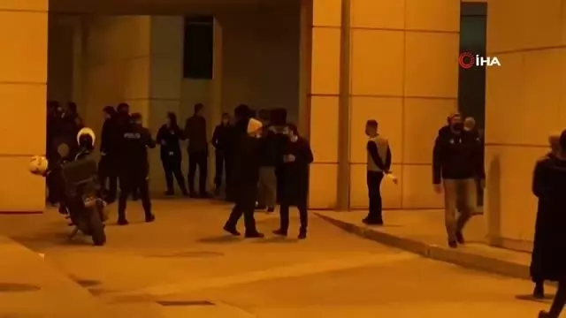 Ünlü şarkıcı Zerrin Özer hastaneye kaldırıldı