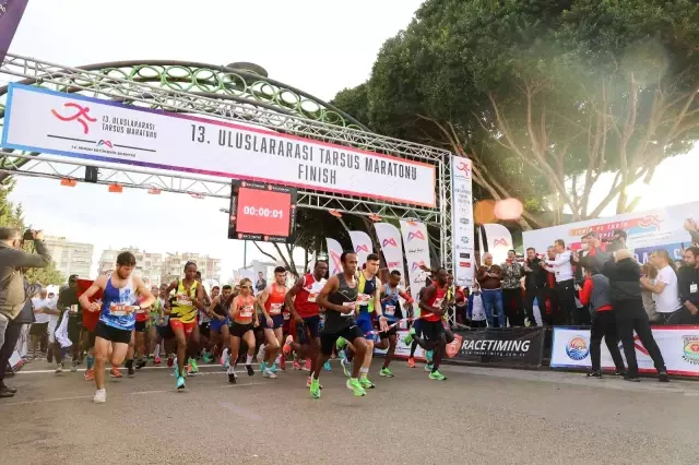 13. Uluslararası Tarsus Maratonu koşuldu
