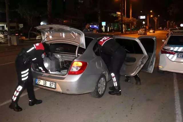 Adana'da hava destekli huzur uygulaması: 21 kişi yakalandı