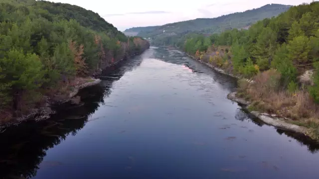 (DRONE) Ceyhan Nehri çevresinde sonbaharın renkleri hakim oldu