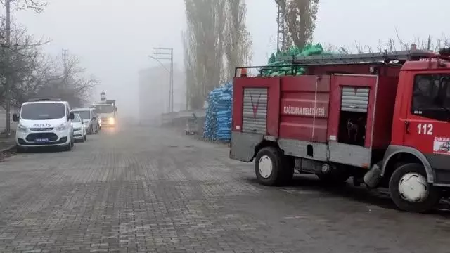 Son dakika: Dumandan etkilenen 10 kişi hastaneye kaldırıldı