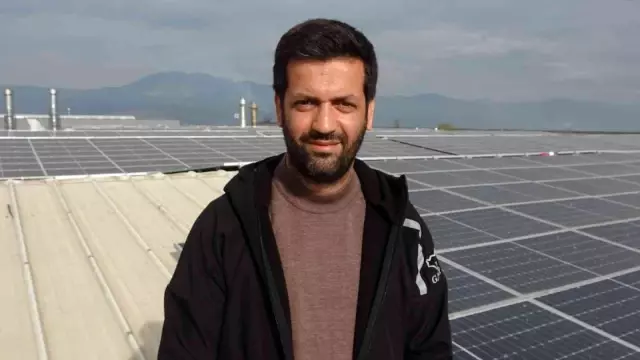 Fabrikasına kurduğu güneş panelleriyle yüzde 40 tasarruf etmeye başladı