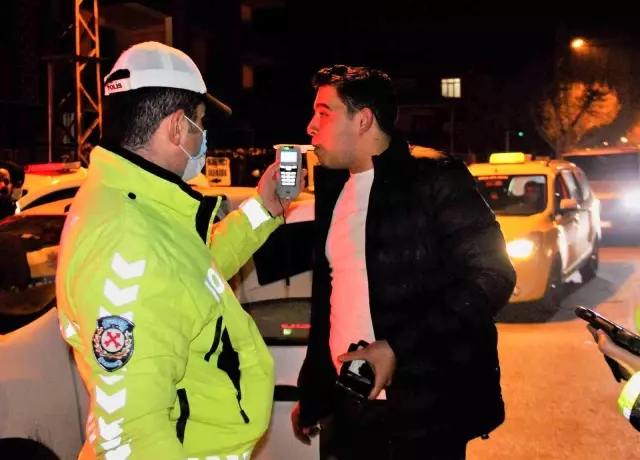 Konya'da polisten şok uygulama