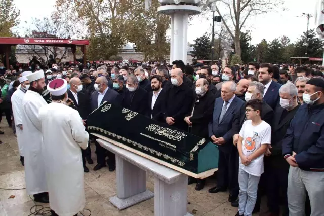 Son dakika haber... Teknoloji kampı yolunda geçirdikleri kazada hayatını kaybeden İHH gönüllüleri son yolculuklarına uğurlandı