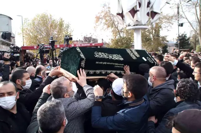 Son dakika haber... Teknoloji kampı yolunda geçirdikleri kazada hayatını kaybeden İHH gönüllüleri son yolculuklarına uğurlandı