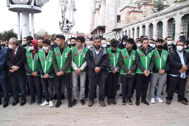 Son dakika haber... Teknoloji kampı yolunda geçirdikleri kazada hayatını kaybeden İHH gönüllüleri son yolculuklarına uğurlandı