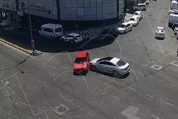 10 ayda 2 bin 65 kişi trafik kazalarında hayatını kaybetti