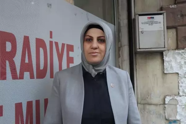 14 yaşındayken evlendirilen Diyarbakır'ın tek kadın muhtarı, 40 kız çocuğu gelin olmaktan kurtardı (2)- Yeniden