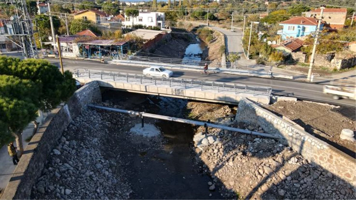 Dikili'nin yeni köprüsü hizmete girdi