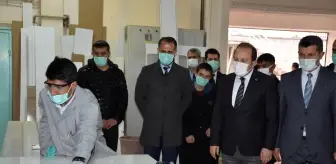 Bingöl: Doğu'da meslek lisesi öğrencileri üretiyor, okullar bir bir kütüphaneye kavuşuyor Bingöl: Doğu'da meslek lisesi öğrencileri üretiyor, okullar bir bir kütüphaneye kavuşuyor